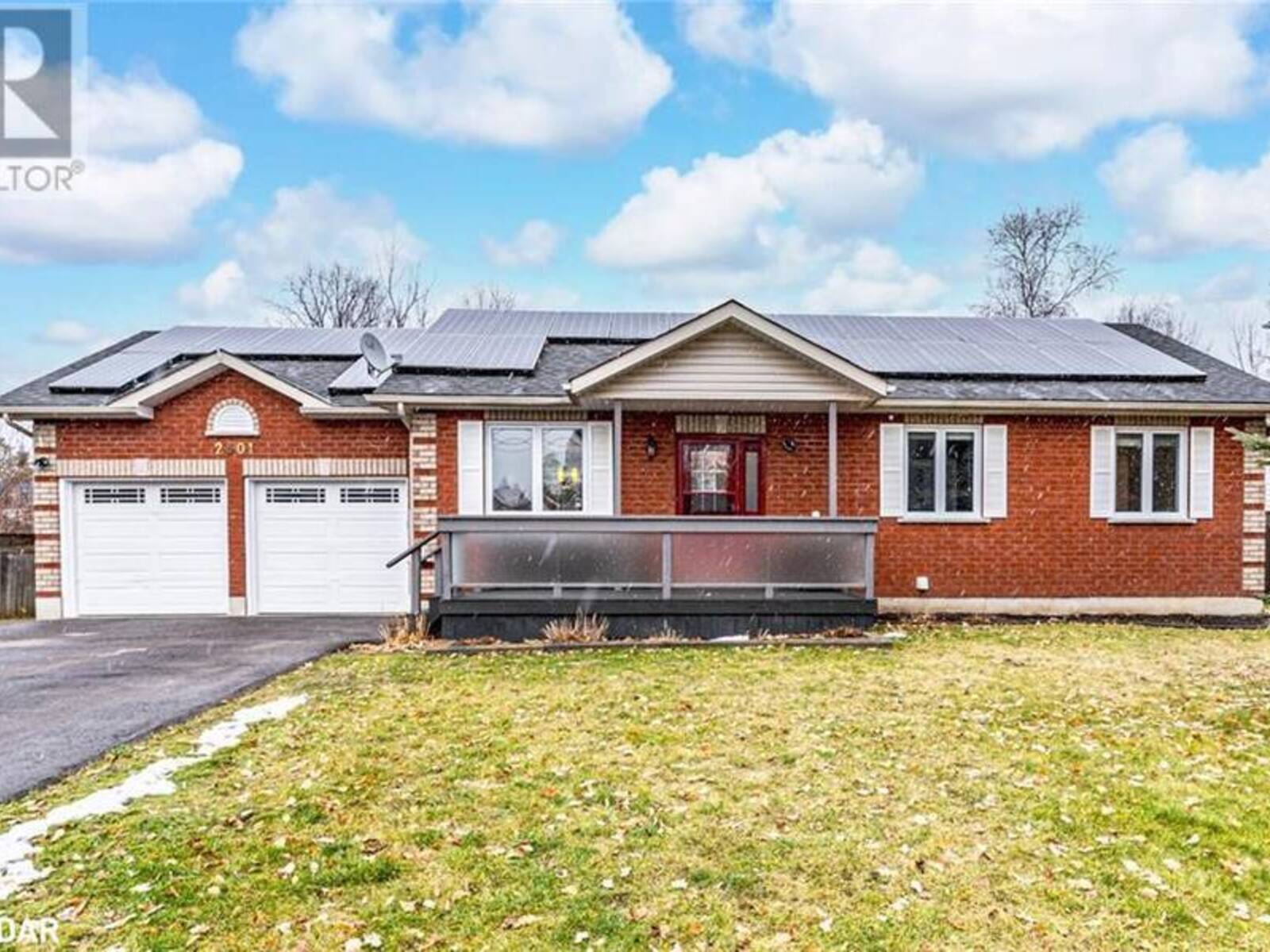 2501 HOLIDAY Way, Innisfil, Ontario L9S 2H4