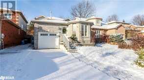 94 CHURCHLAND Drive | Barrie Ontario | Slide Image Four