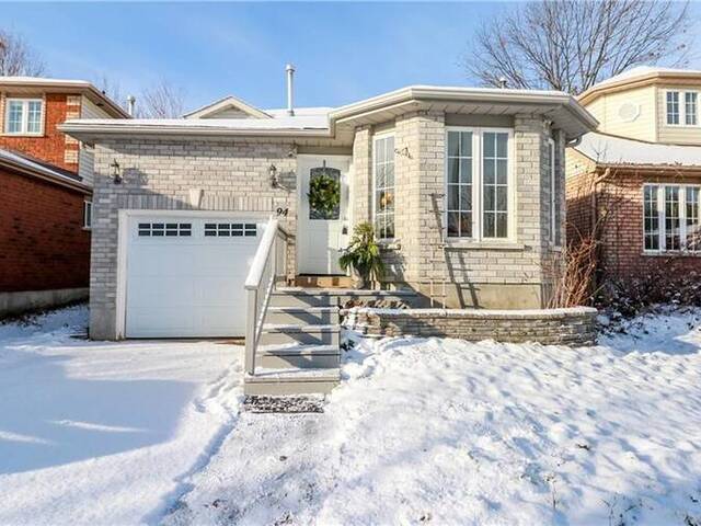 94 CHURCHLAND Drive Barrie Ontario, L4N 8P1