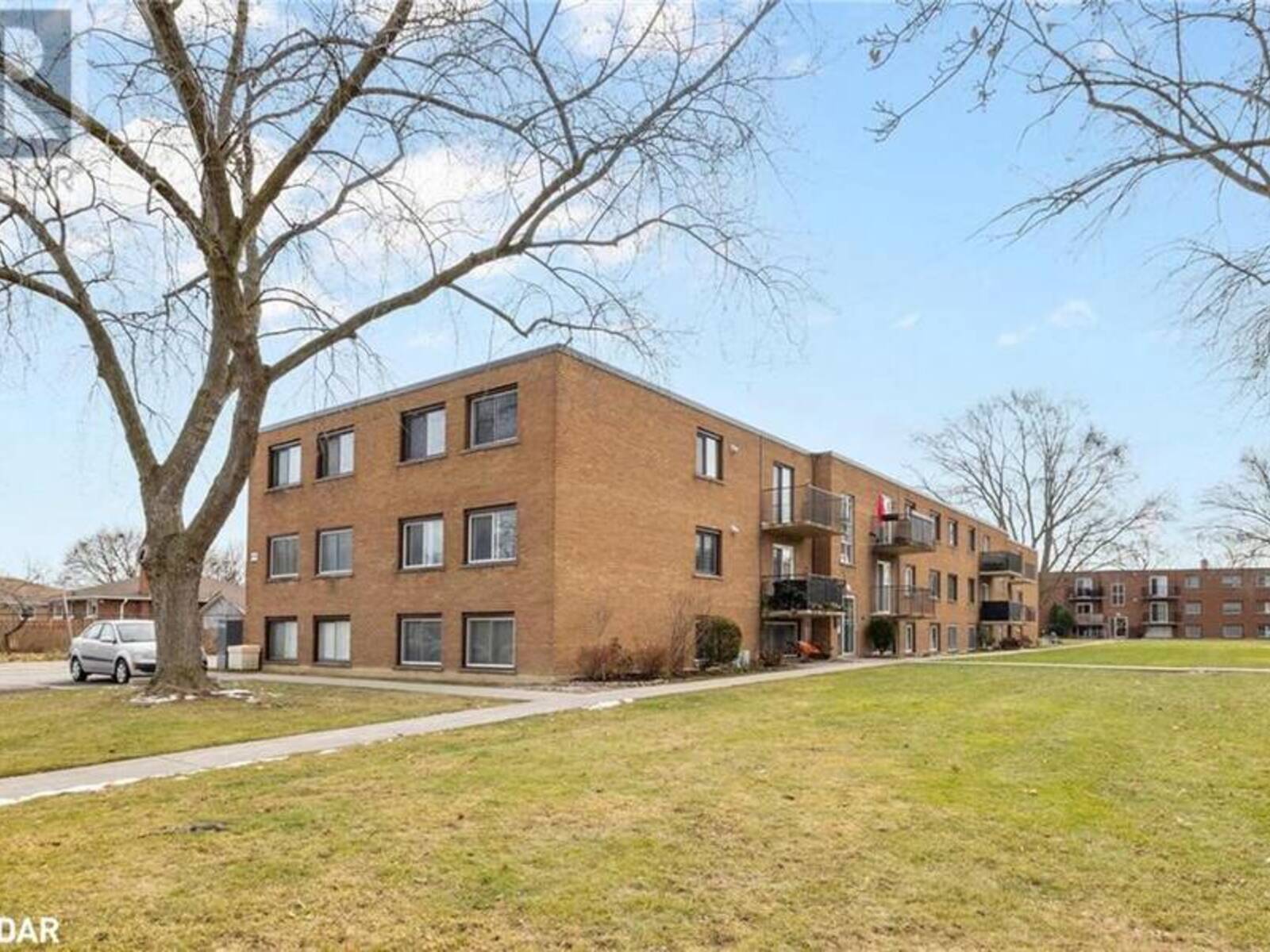 454 CARLTON Street Unit# 35, St. Catharines, Ontario L2M 4X1