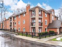 131 CLAPPERTON Street Unit# 303 Barrie Ontario, L4M 3G3