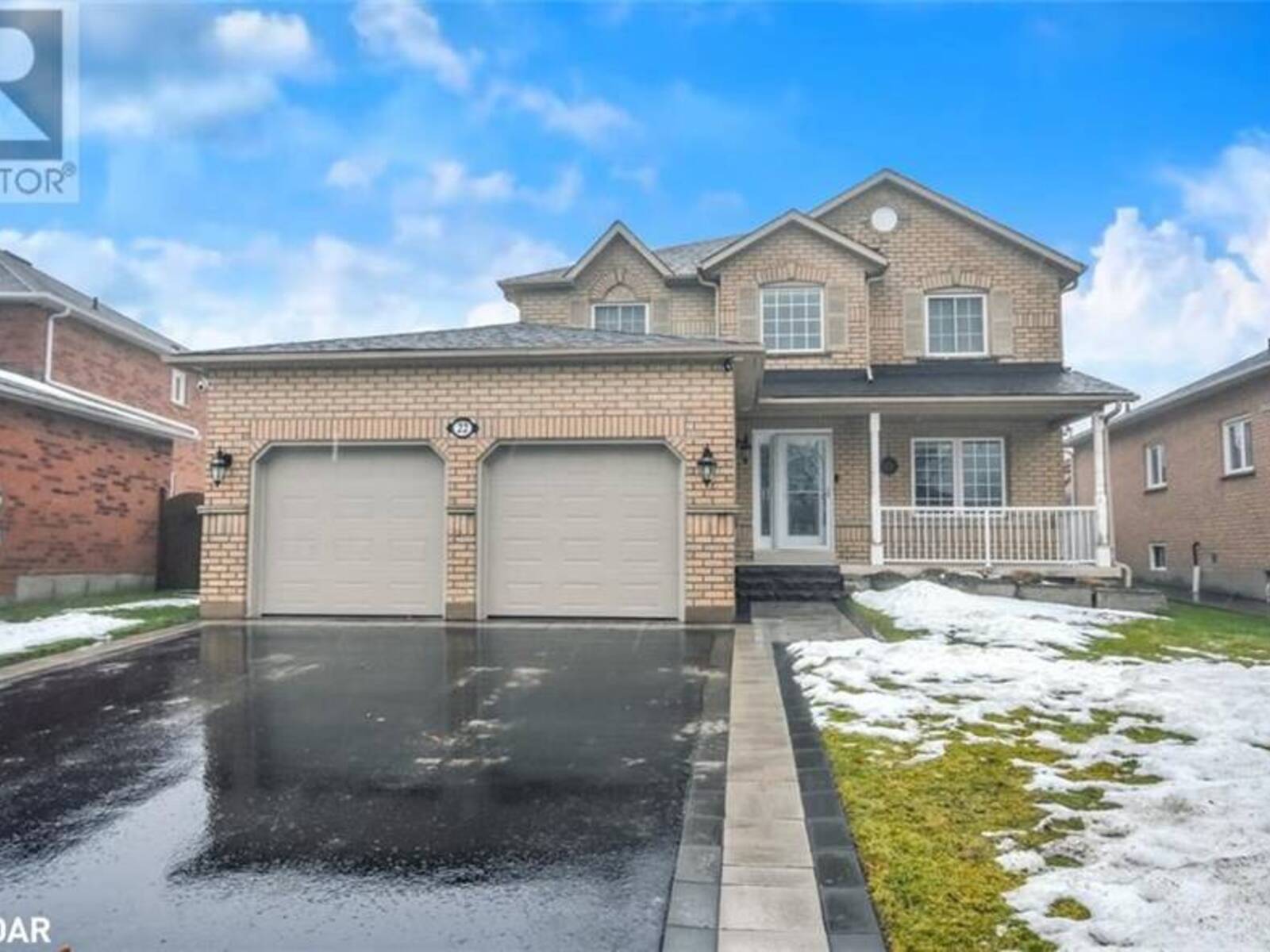 22 EMMS Drive, Barrie, Ontario L4N 8H2