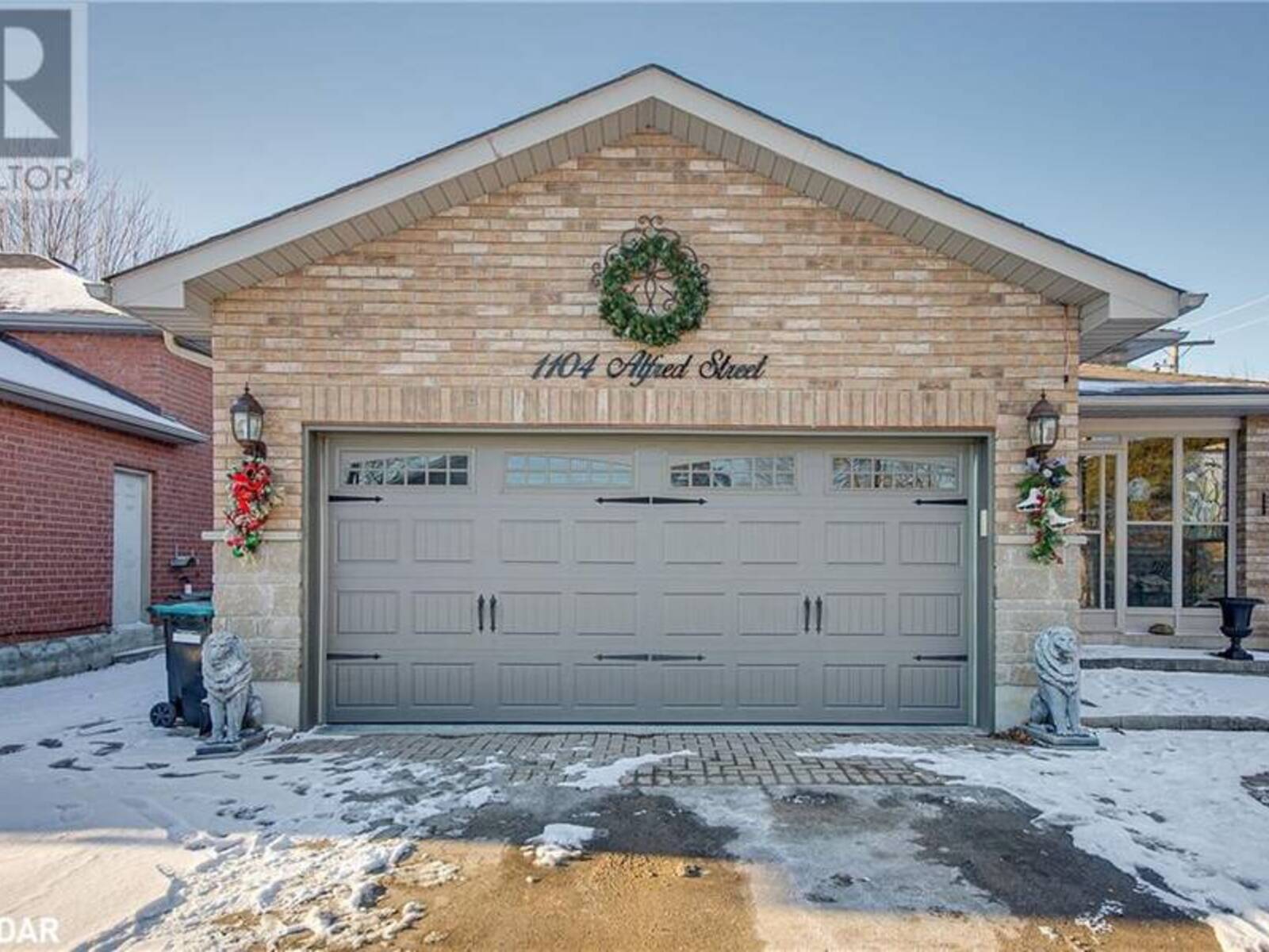 1104 ALFRED Street, Innisfil, Ontario L0L 1C0