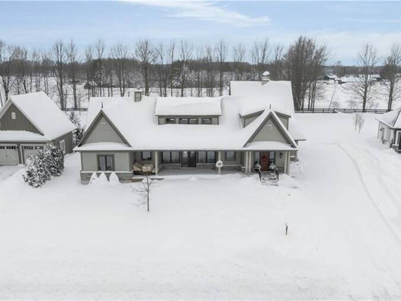 14 GEORGIAN GRANDE Drive, Coldwater, Ontario L0K 1E0