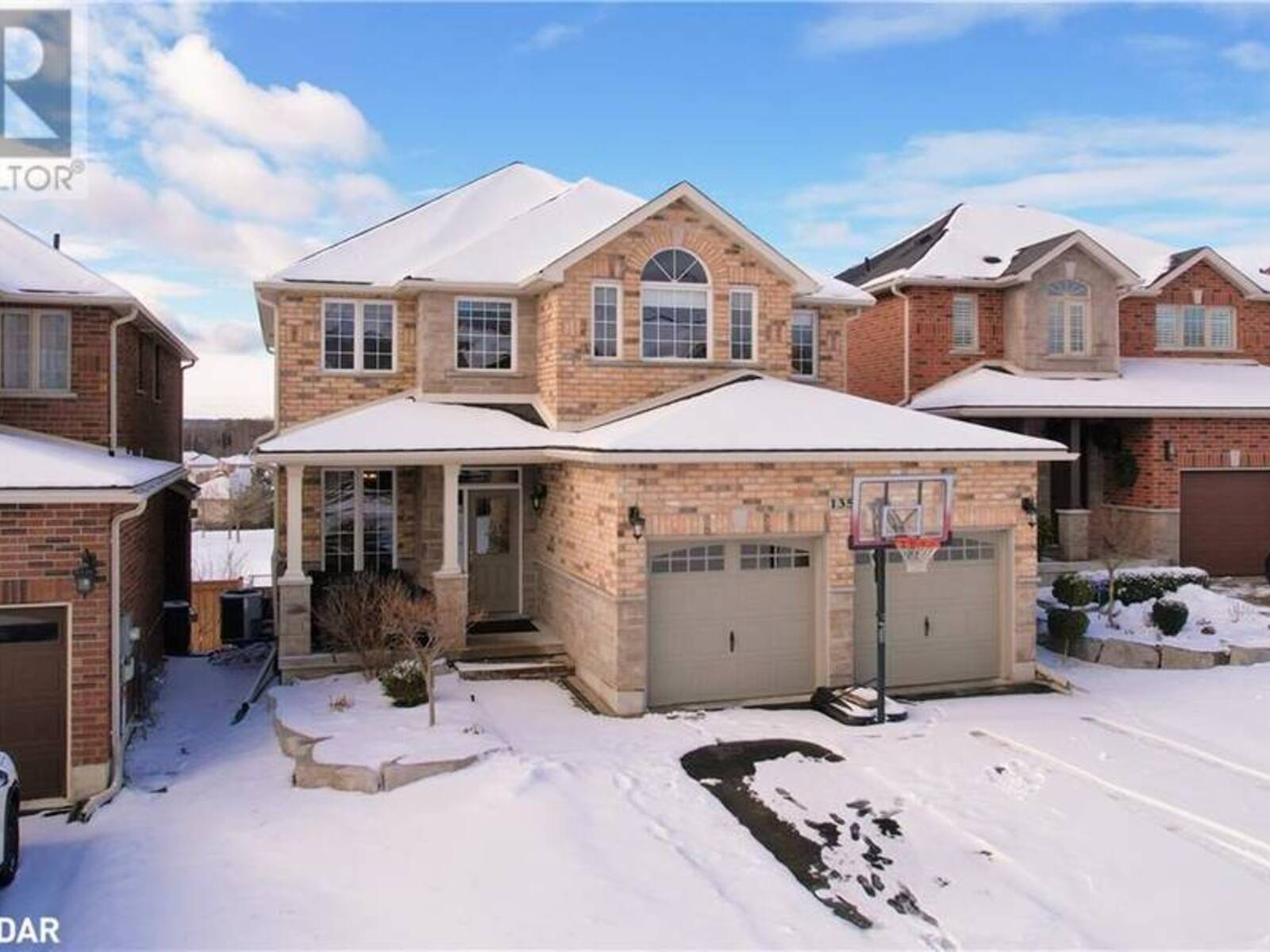 135 JEWEL HOUSE LANE, Barrie, Ontario L4N 0T3