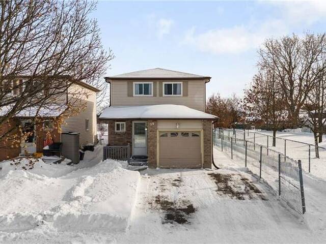 50 MAITLAND Drive Barrie Ontario, L4M 5V7