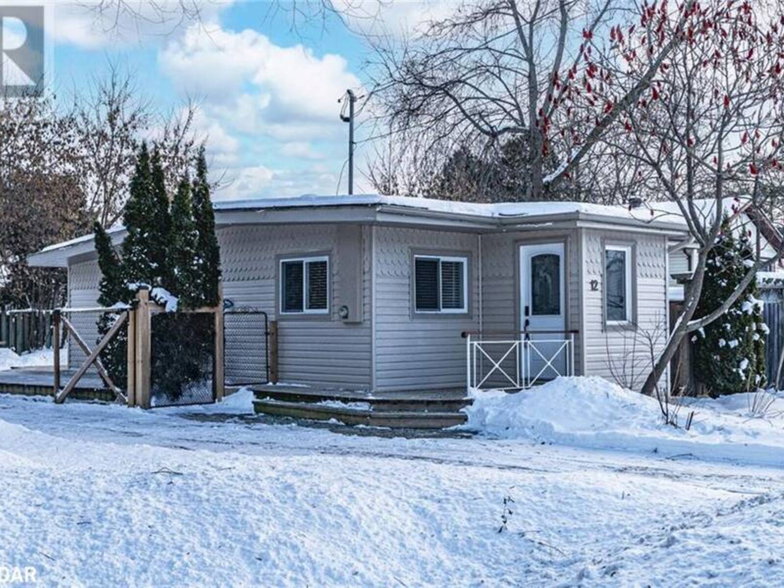 12 BALSAM Street, Waubaushene, Ontario L0K 2C0