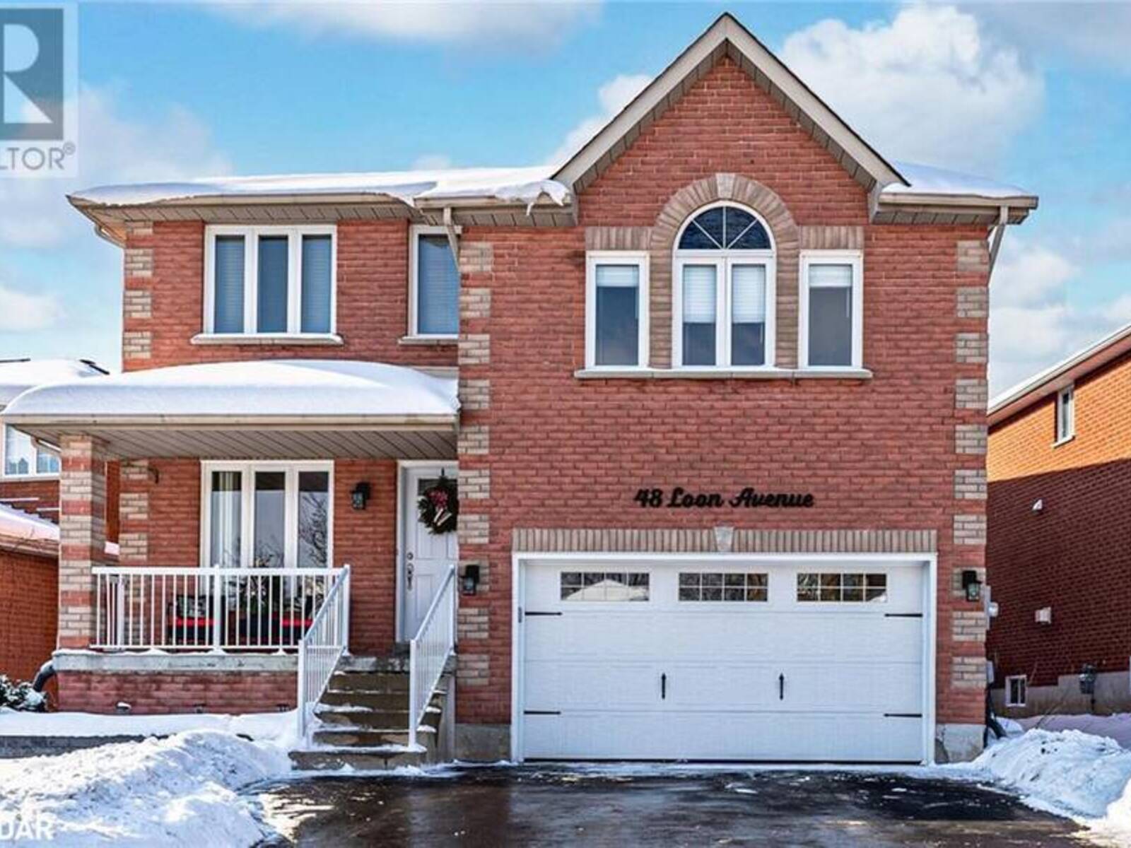 48 LOON Avenue, Barrie, Ontario L4N 8W6