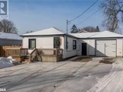 1068 EMILY Street Innisfil Ontario, L0L 1C0