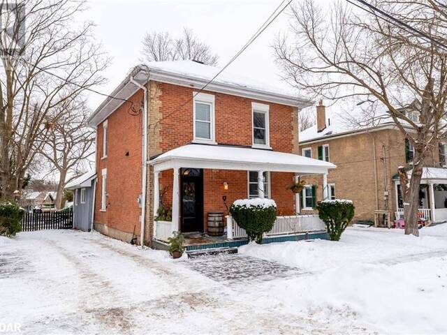 40 REGENT Street Lakefield Ontario, K0L 2H0