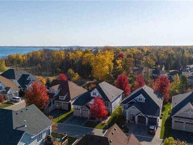 44 STARBOARD CIRCLE Wasaga Beach Ontario, L9Z 0E9