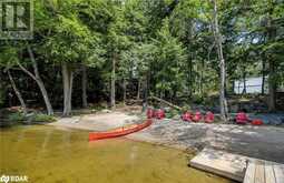 1039 VIEWPOINT TRAIL Trail | Bracebridge Ontario | Slide Image Three