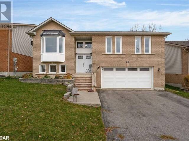 30 FRONTIER Avenue Orillia Ontario, L3V 7S8