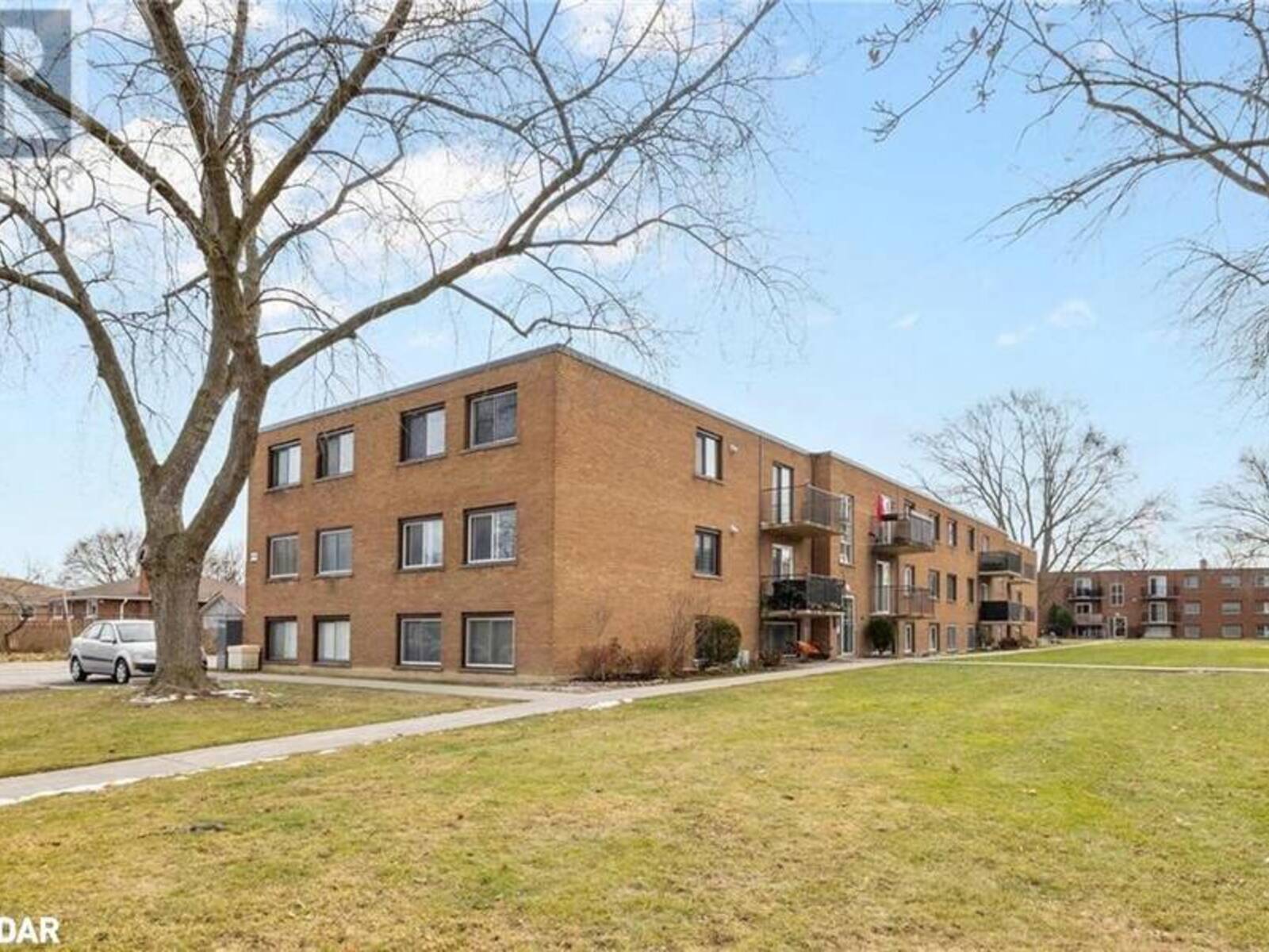 454 CARLTON Street Unit# 35, St. Catharines, Ontario L2M 4X1