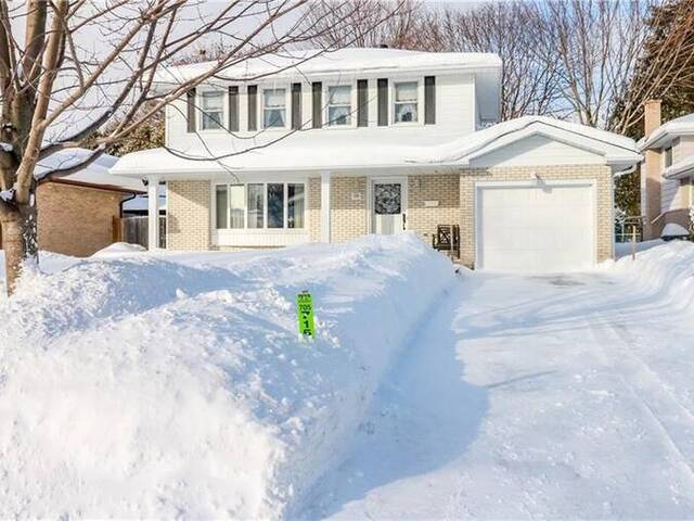 50 VARDEN Avenue Barrie Ontario, L4M 4P3