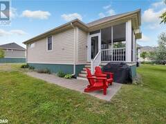 85 BUTTERNUT Lane Unit# 86 Prince Edward Ontario, K0K 1P0