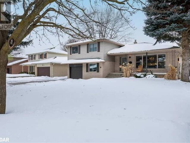 37 PEACOCK Lane Barrie Ontario, L4N 3R7 - 3 Bedrooms Home For Sale