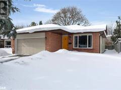 472 LEACOCK Drive Barrie Ontario, L4N 5P8