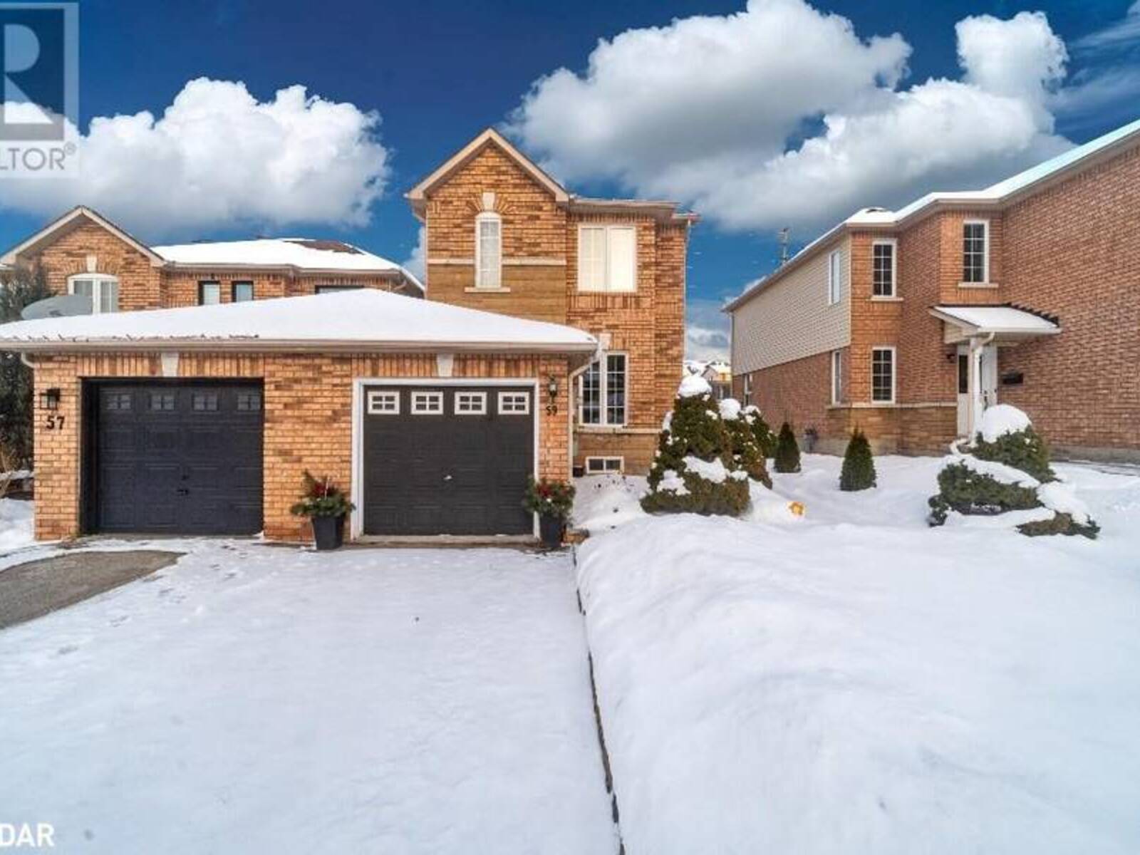 59 HAWTHORNE Crescent, Barrie, Ontario L4N 9Y7