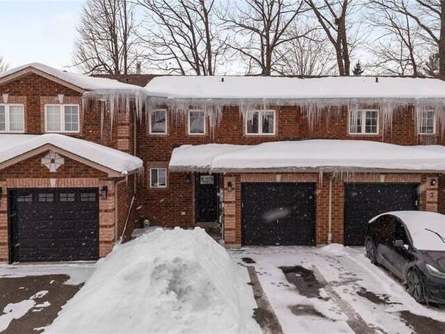 38 KENWELL Crescent Unit# 2 Barrie Ontario, L4N 0Z6 - 4 Bedrooms Home For Sale