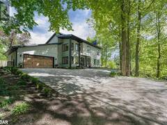 20 HIGHLAND Avenue Barrie Ontario, L4M 1N1