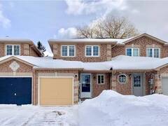 7 MCCAUSLAND Court Barrie Ontario, L4N 6C2