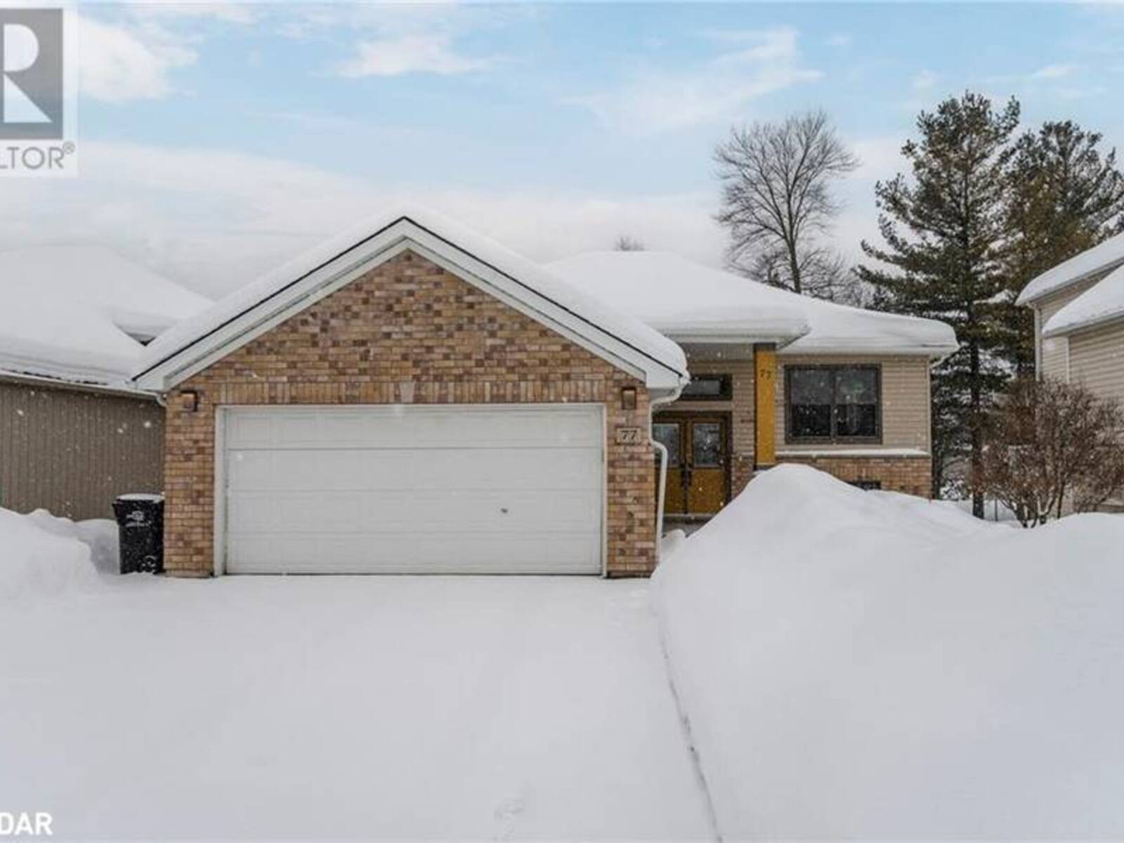 77 ARMEDA CLOW Crescent, Angus, Ontario L3W 0H6