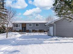 403 PENETANGUISHENE Road Barrie Ontario, L4M 0H1