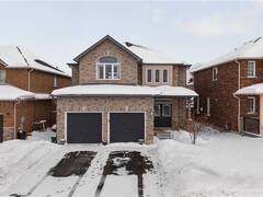 9 KIERLAND Road Barrie Ontario, L4N 6G5