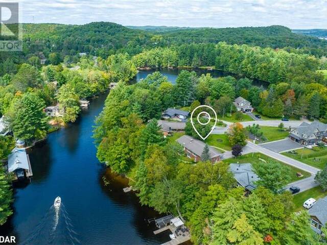 443 BY-LOCK ACRES Road Huntsville Ontario, P1H 1S1 - 4 Bedrooms Waterfront Home For sale