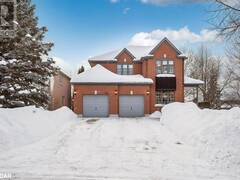 758 EXCELLER Circle Newmarket Ontario, L3X 1P5