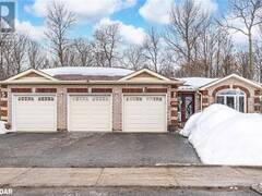 156 MAPLETON Avenue Barrie Ontario, L4N 9N7