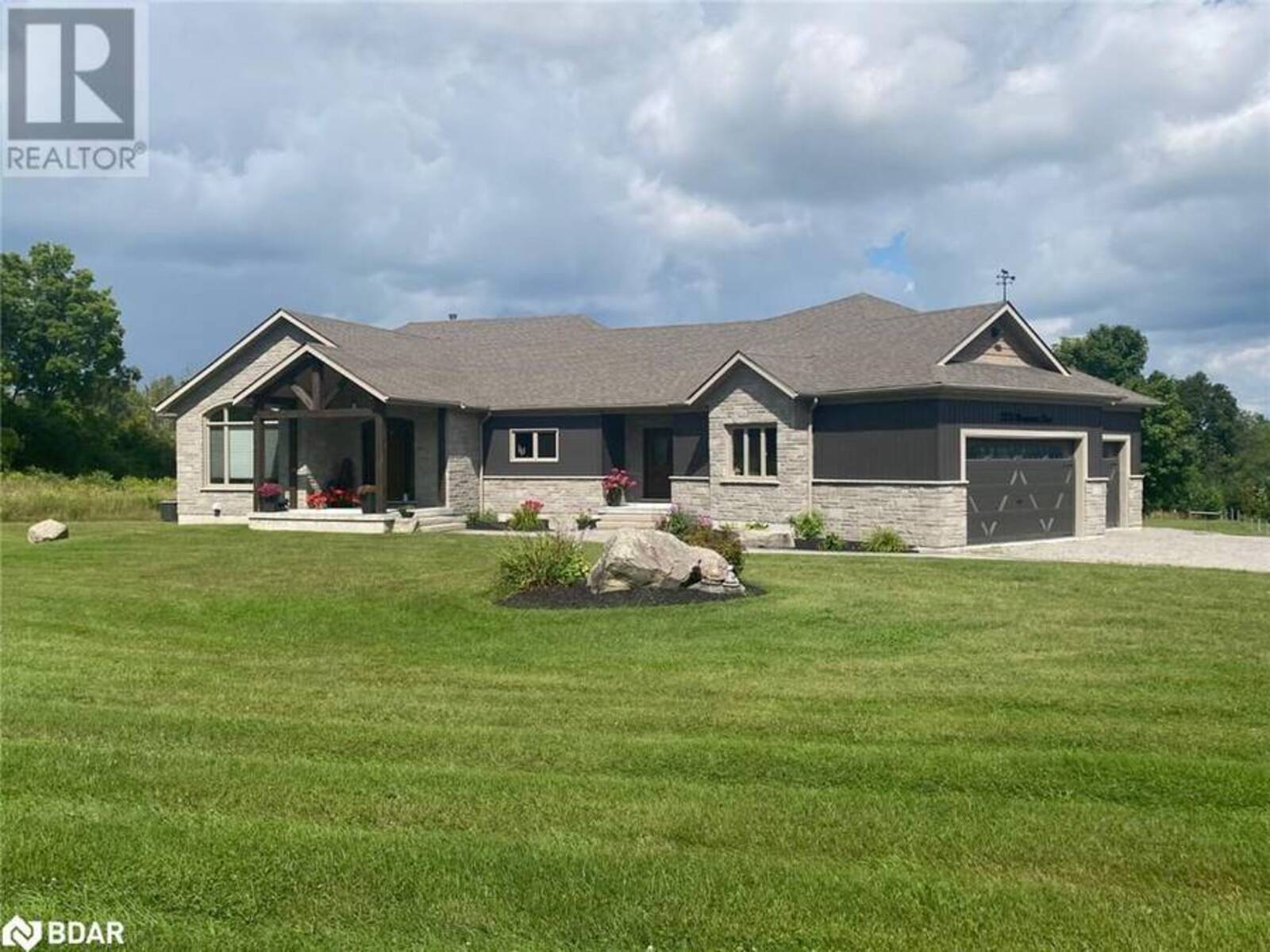 3237 BRENNAN Line, Severn, Ontario L3V 0W2