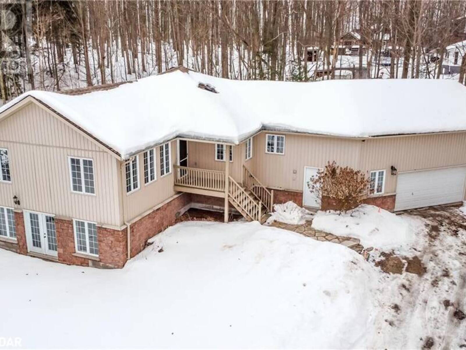 4927 25 SIDE Road, Barrie, Ontario L4M 4S4