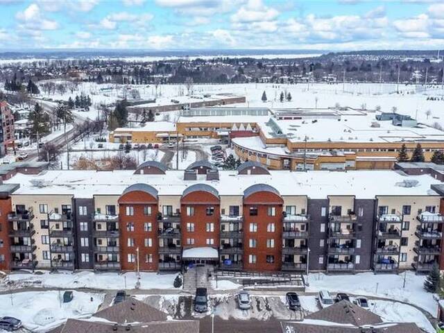 720 YONGE Street Unit# 309 Barrie Ontario, L9J 0G9 - 2 Bedrooms Condo For Sale