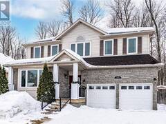 8 THRUSHWOOD Drive Barrie Ontario, L4N 0Z1