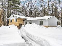 1859 MCLEOD Drive Severn Ontario, P0E 1N0