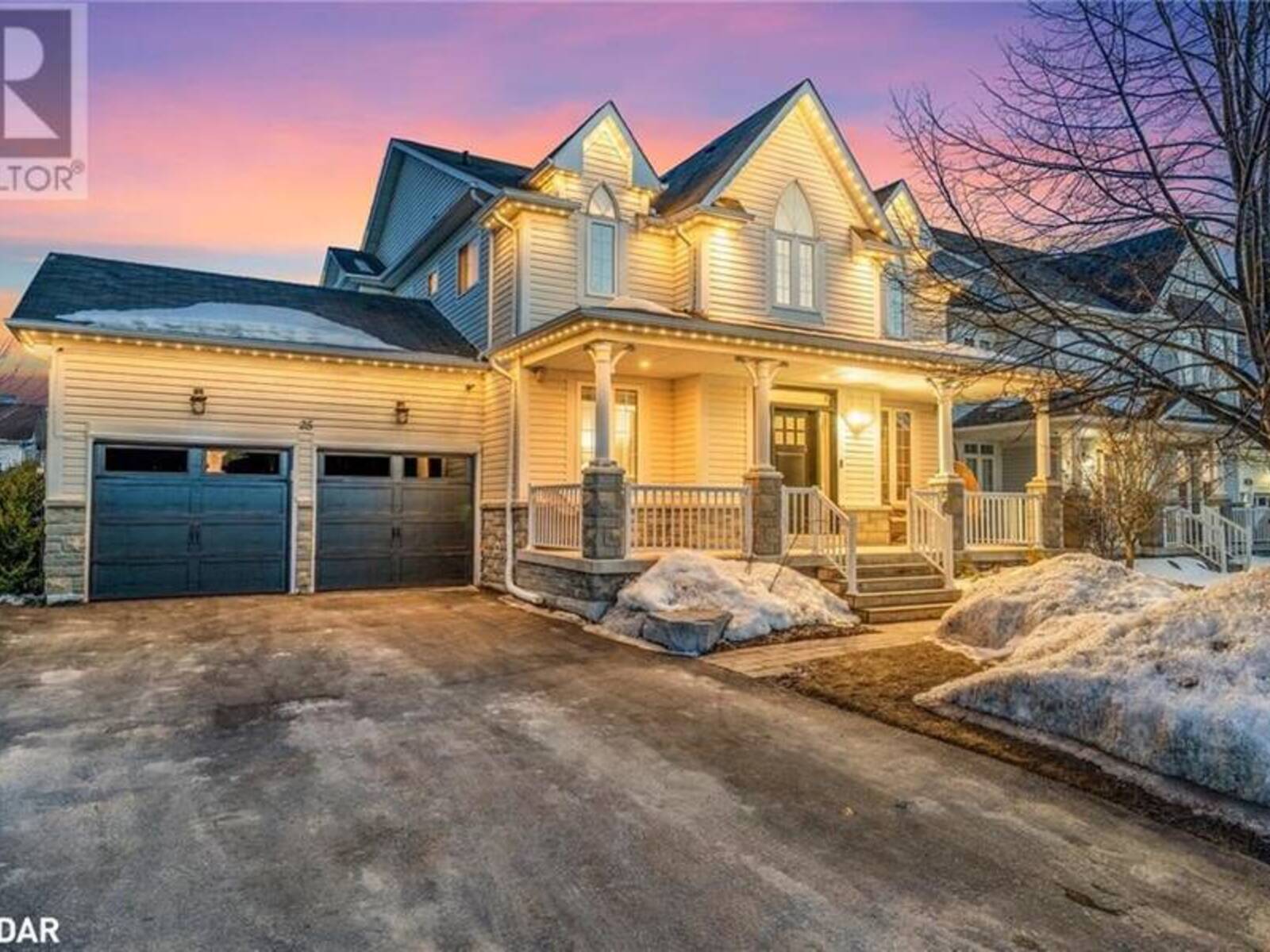 25 REGALIA Way, Barrie, Ontario L4M 7H7