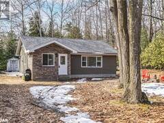 12 DOAN Avenue Elmvale Ontario, L0L 1P0