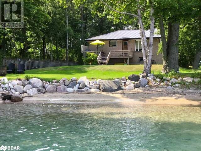 713 WOODLAND Drive Oro-Medonte Ontario, L3V 0R8 - 2 Bedrooms Waterfront Home For sale