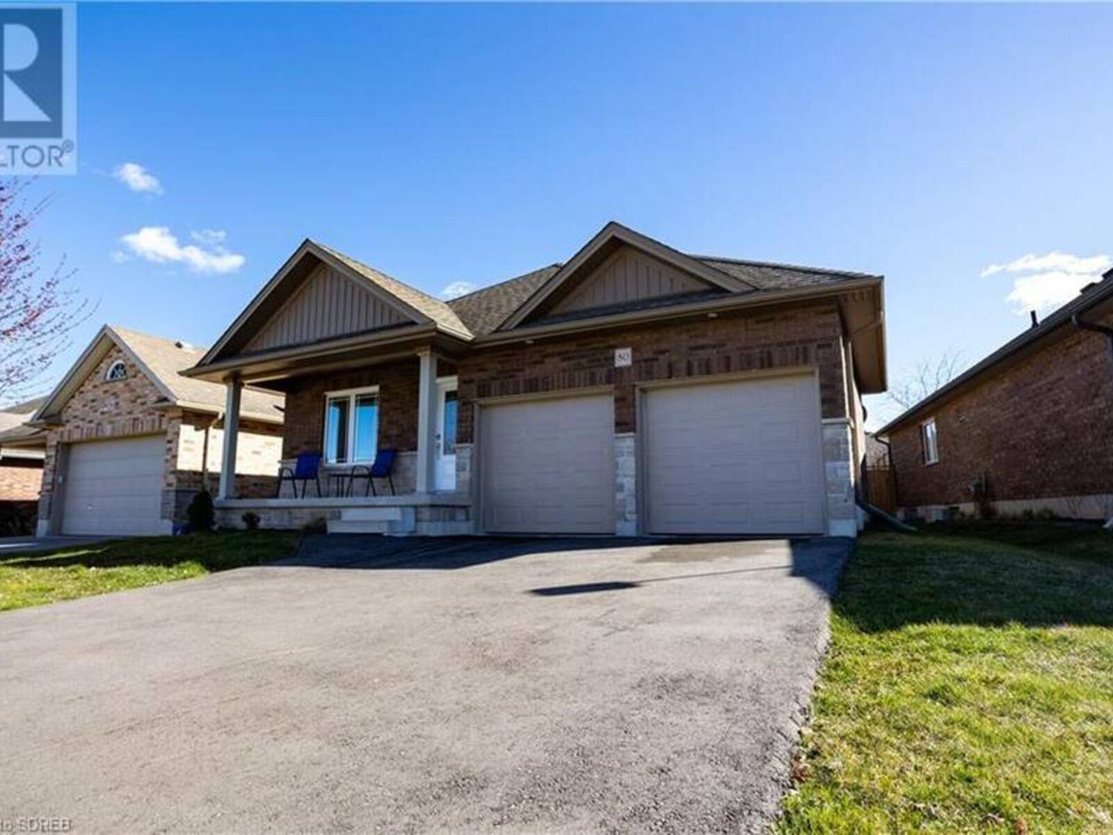 80 WILLOWDALE Crescent, Port Dover, Ontario N0A 1N5