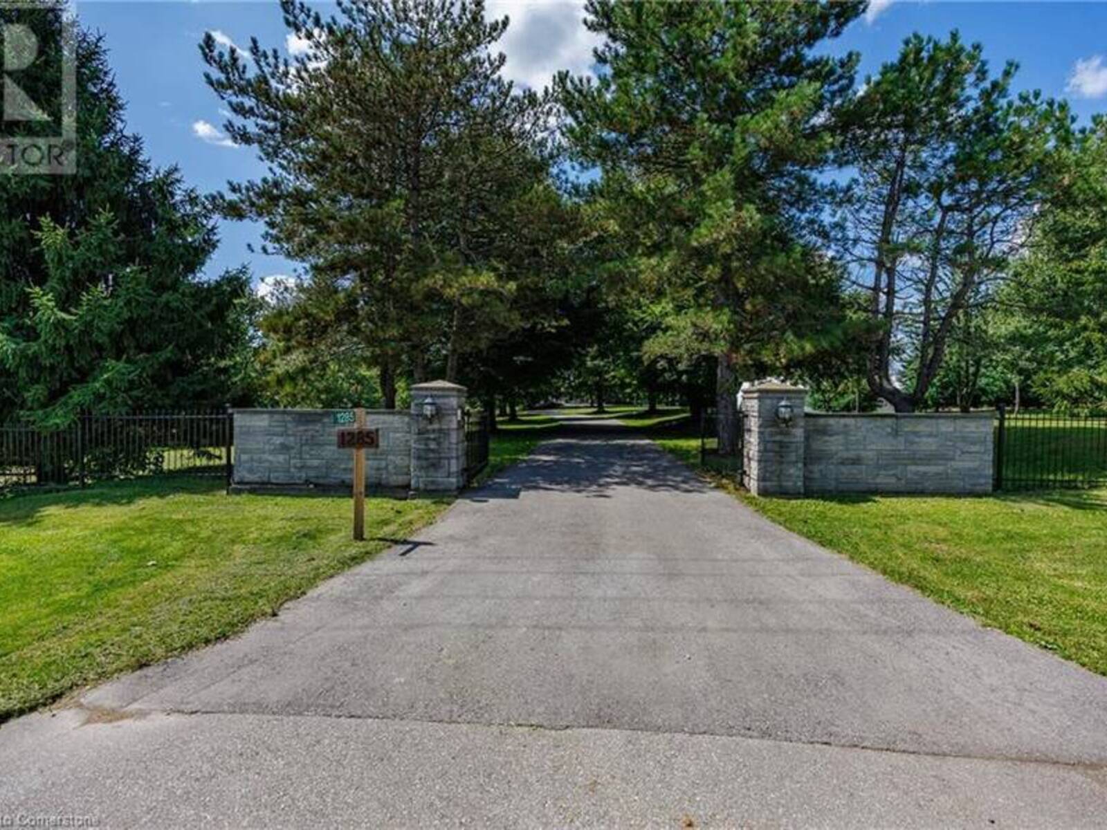 1285 COCKSHUTT Road, Simcoe, Ontario N3Y 4K3