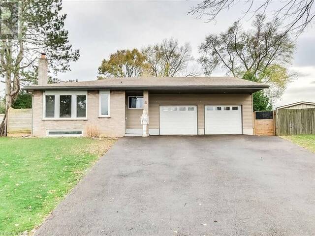 5 AVON COURT Court Port Dover Ontario, N0A 1N4