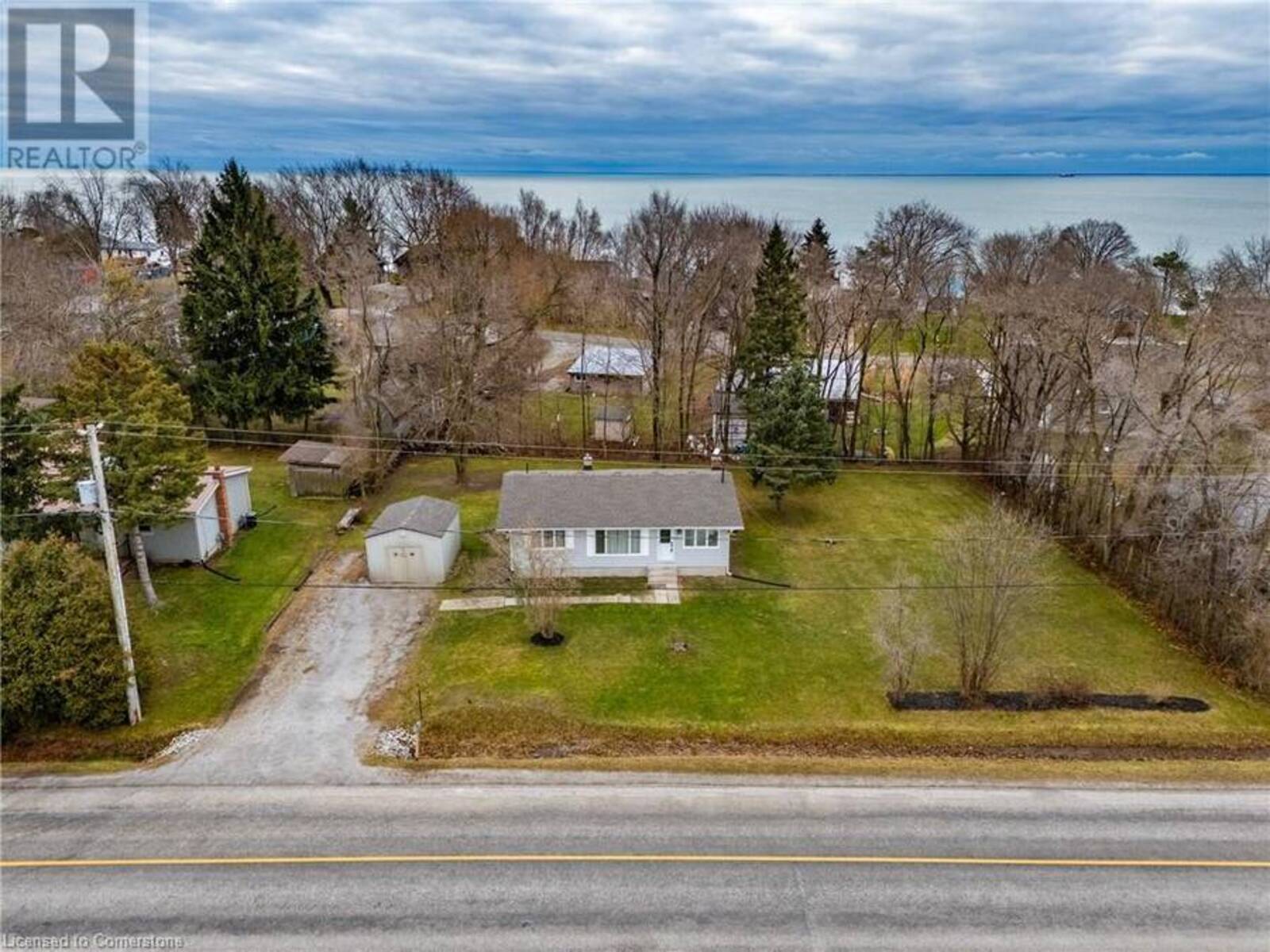 594 NEW LAKESHORE Road, Port Dover, Ontario N0A 1N3