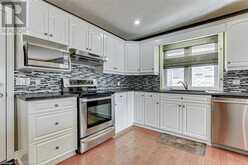 28 WOODLAND Crescent | Tillsonburg Ontario | Slide Image Nine