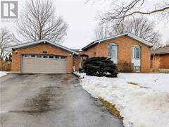 53 BERKLEY Crescent Simcoe Ontario, N3Y 4M7