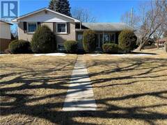 6 HOLDEN Avenue Simcoe Ontario, N3Y 4E2