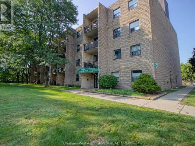 130 Park AVENUE East Unit# 404 Chatham Ontario, N7M 3V6