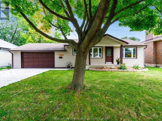 3088 PARKWOOD AVENUE Windsor Ontario, N8W 2K4