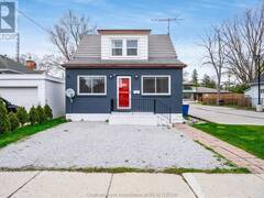 27 8th STREET Chatham Ontario, N7M 4J4